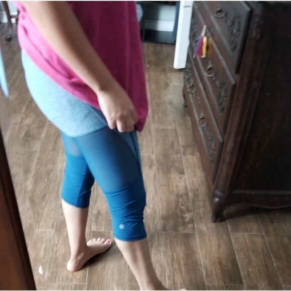 Lululemonhigh rise crop leggings - Picture 4 of 4